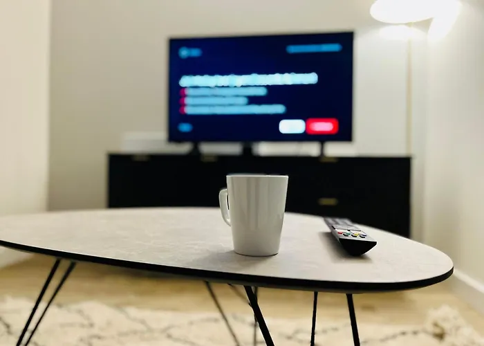 Fantastic One Bedroom Apartment Near Old Trafford Stadium